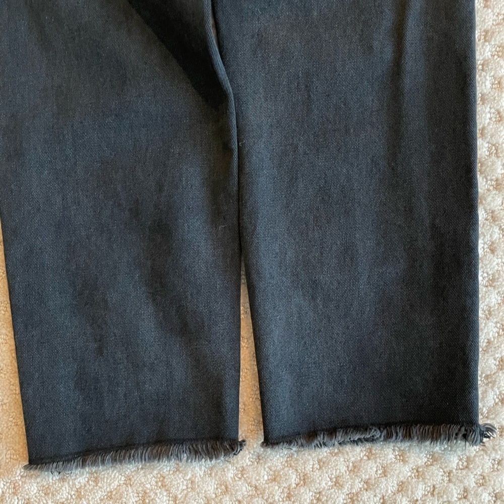 Misguided Straight Leg High Rise Mom Denim Jeans Washed Black Frayed Hem 4 - Picture 9 of 9